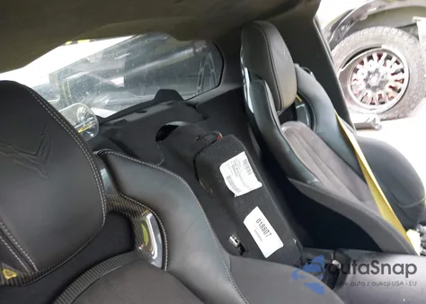 2020 Chevrolet Corvette Stingray Rwd 3Lt from USA, damaged, VIN 1G1Y82D45L5118601